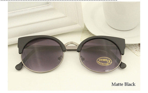 Matte Black Vintage Cat Eye Sunnies